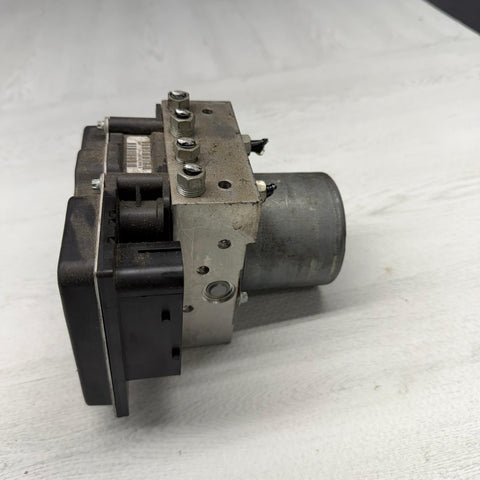 2007–2013 BMW 3 Series E90 E92 E93 ABS Pump / Control Module OEM 34516780161-01