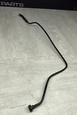 2008–2013 BMW M3 E90/E92/E93 Engine Coolant Breather Pipe OEM 2283591