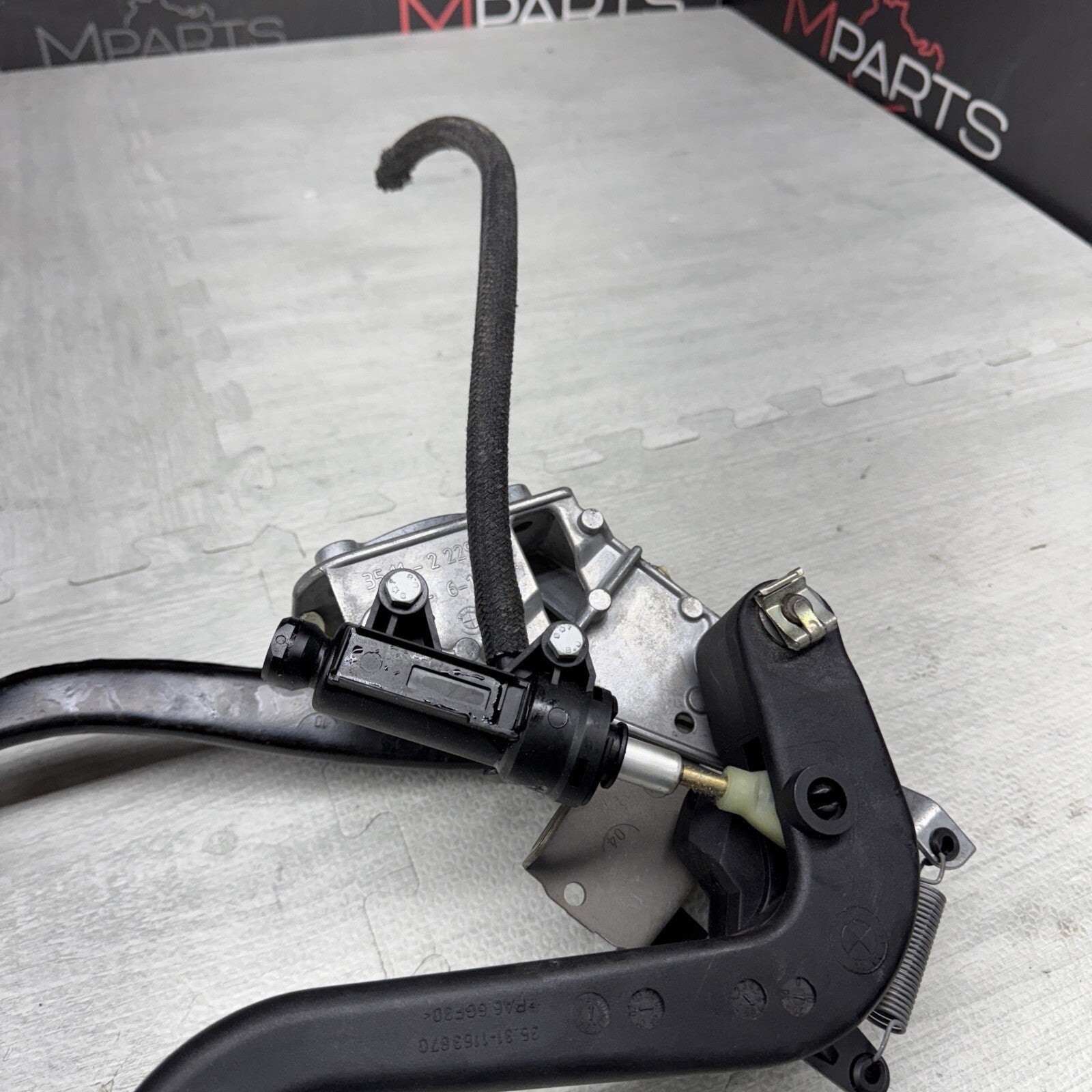 e46 pedale 01-06 BMW E46 M3 6Spd MANUAL FOOT BRAKE CLUTCH PEDALS ASSEMBLY SWAP