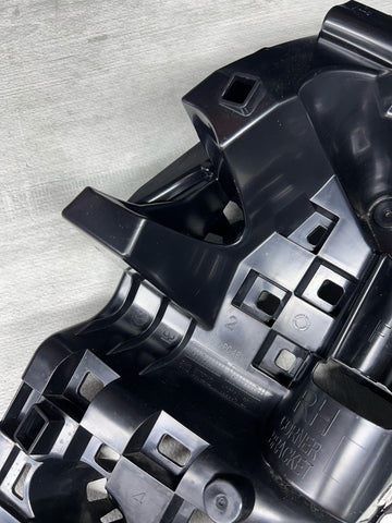 BMW 20-25 F96 X6M Rear Right Passenger Side Bumper Bracket Mount