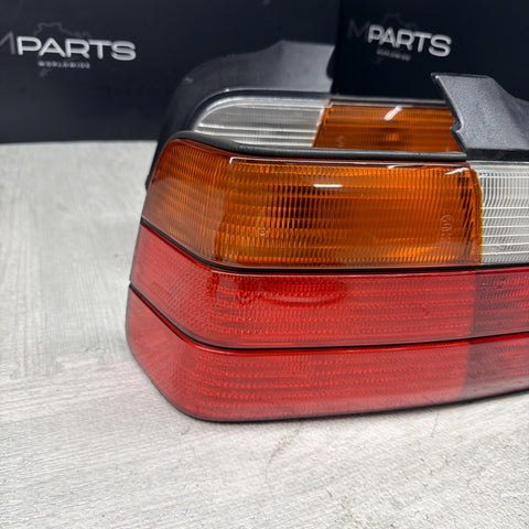 BMW 3 Series E36 M3 94-99 4dr Sedan Rear Amber Tail Lights Lamps Set OEM *Notes*