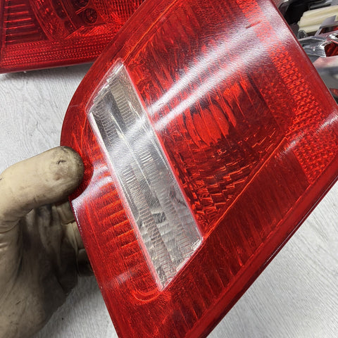 01-06 E46 BMW 330 M3 CONVERTIBLE REAR LED TAIL LIGHTS 6937454 SET *Notes*