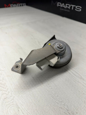 BMW 21-26 G80 G82 G83 M3 M4 HORN SIGNAL FANFARE 61337873355 ORIGINAL