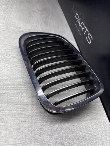 BMW 01-06 E46 M3 Front Kidney Grilles Chrome Set OEM *Broken Tabs*