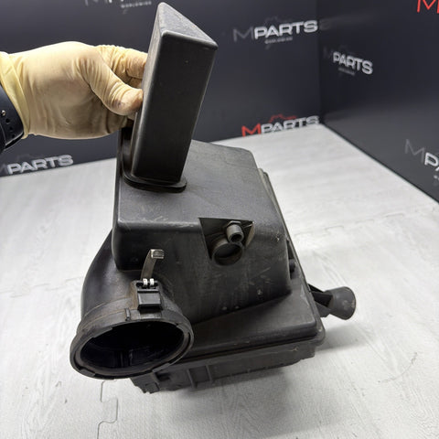 98-01 BMW Z3M S52 3.2L Air Intake Cleaner Box Resonator Filter Used OEM