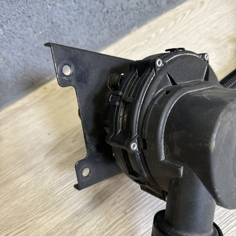 01-02 BMW Z3M S54 Smog Secondary Air Pump 11727831000