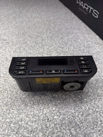 BMW E36 OEM DIGITAL CLIMATE CONTROL 1996 - 1999 318i 323i 328i M3 AC HEATER