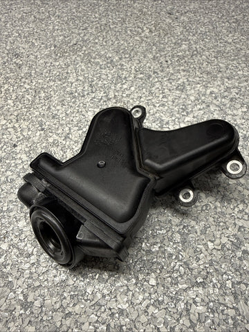 BMW Crank Case Ventilation Oil Seperator S65 V8 Fits E90 E92 E93 M3 7838274