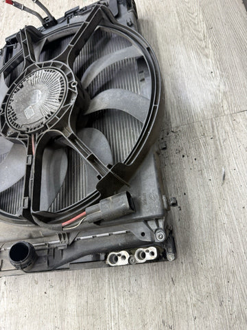 BMW E90 E92 E93 M3 08-13 ENGINE RADIATOR + COOLING FAN & SHROUD