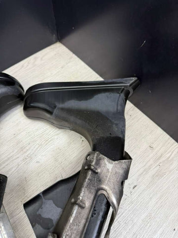 06-10 BMW E63 E64 M6 FRONT BUMPER LOWER BRAKE AIR DUCTS 7899787 7899788