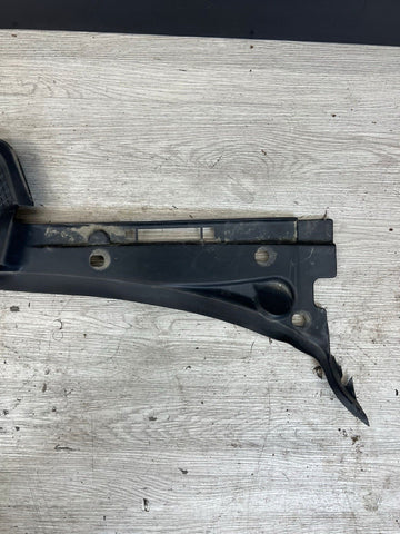 91-99 BMW E36 3 Series M3 Coupe Center Wiper Cowl Vent Grille Trim Cover OEM
