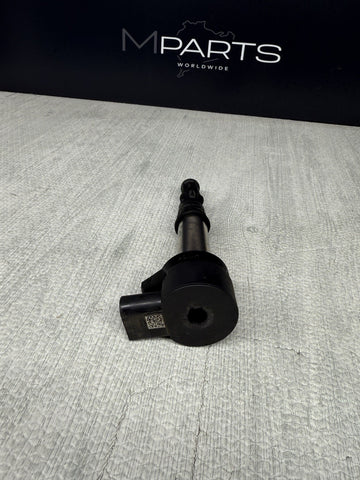 Ignition Coil Pack 08-13 BMW E90 E92 E93 M3 S65 OEM *Broken Top*