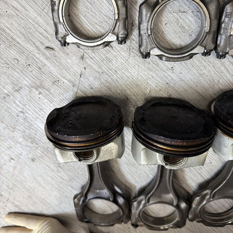 08-13 BMW F06 F10 F12 F13 M5 M6 V8 S63 Engine Pistons & Connecting Rods OEM Set