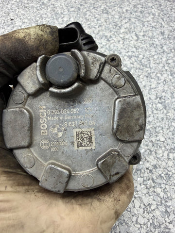 14-21 BMW F23 F22 F30 F32 F83 Auxiliary Electric Water Pump Engine OEM 8637953