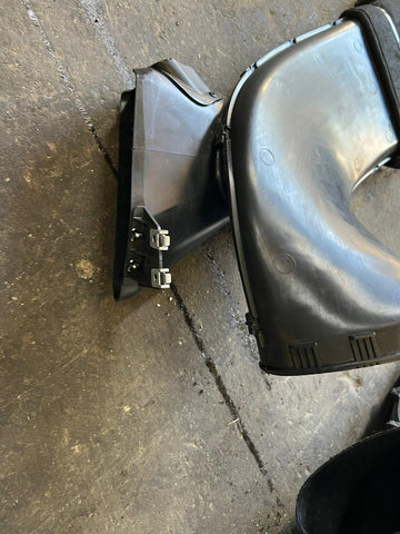 15-20 Ferrari 488 Spider Left & Right Flank Vents Extraction Ducts 88352500