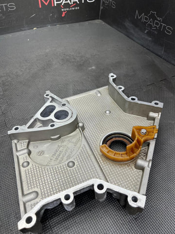 Genuine BMW 750I 4.4L Turbo Front Lower Timing Chain Cover 11147649035 CF0649