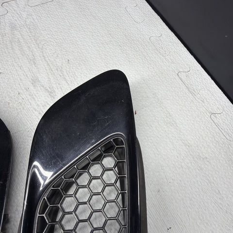 08-13 BMW E90 E92 E93 M3 Hood Scoops Space Jerez Black Pair 8042978 *Cracked*