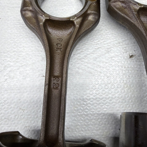 2003 Honda S2000 AP1 F20C 2.0L Pistons / Connecting Rods