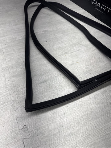 BMW 94-99 E36 325 328 M3 Coupe Panel Window Seals Black Quarter Rear
