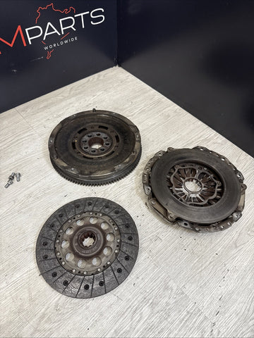 01-06 BMW E46 M3 FLYWHEEL CLUTCH PRESSURE PLATE KIT OEM LUK 8.3MM THICKNESS