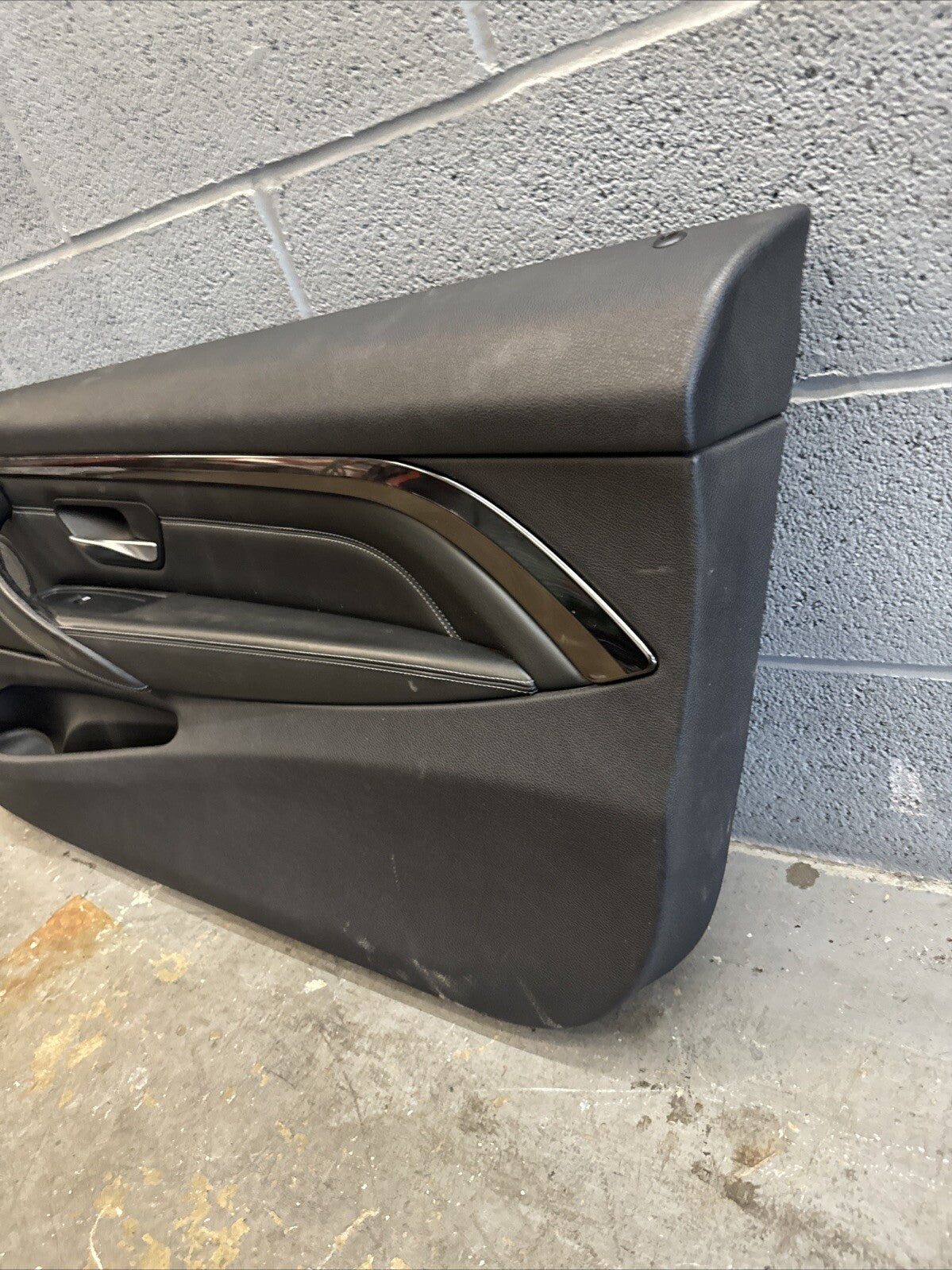 15-20 BMW F82 F83 M4 S55 Front Right Passenger Black Leather Door
