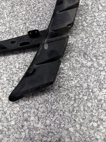 GENUINE BMW M4 F82 F83 LEFT PASSENGER SIDE WING MOULDING TRIM 8055333