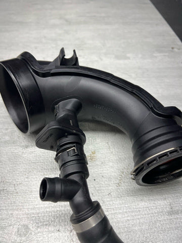 Genuine BMW F95 F96 X5M X6M SAC SAV FILTERED AIR DUCT CYL. 5-8 13718091476