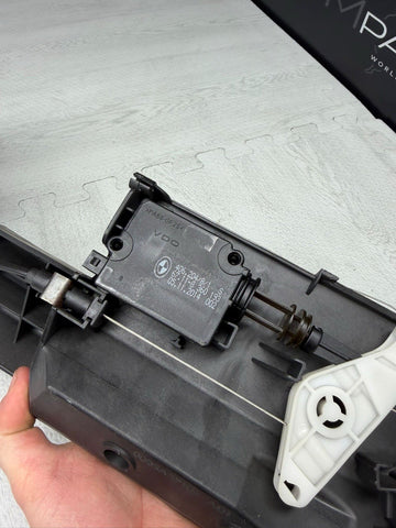 15-20 BMW F33 F83 M4 CONVERTIBLE REAR TRUNK LID LOCK LATCH OEM 7353615