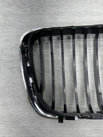 97-99 BMW E36 M3 SEDAN LEFT DRIVER FRONT BUMPER KIDNEY GRILLE COVER GRILL OEM