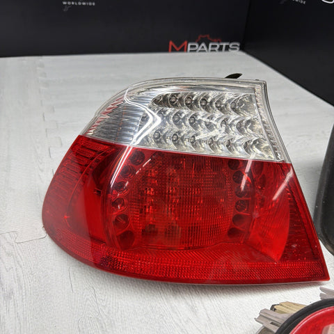 01-06 E46 BMW 330 M3 CONVERTIBLE REAR LED TAIL LIGHTS 6937454 SET