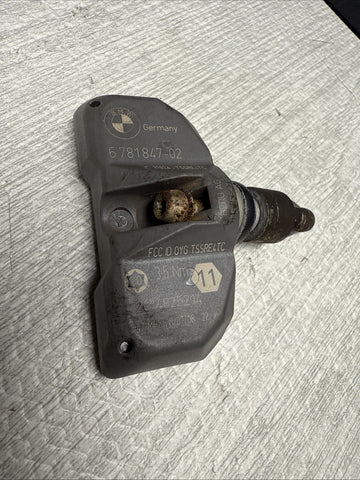 Genuine BMW TPMS Tire Pressure Sensor 6781847 OEM