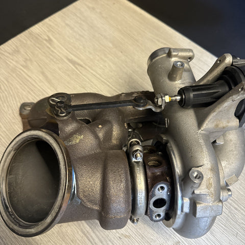 BMW F80 F82 F83 M3 M4 S55 15-20 OEM Rear Turbo Turbocharger OEM 24k Miles
