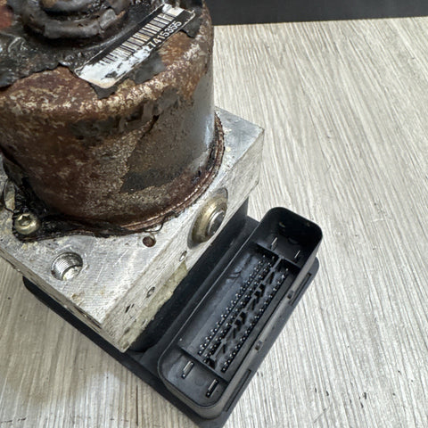 MK60 ABS ANTI-LOCK BRAKE PUMP ASSEMBLY 03-06 BMW E46 M3 2282249 2282250 *Rust*