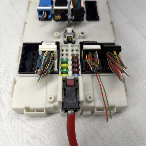OEM BMW F30 F32 F33 F36 F80 F82 F83 M3 M4 Body Control Junction Box Module FEM
