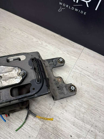 18–25 BMW G05 G06 G07 X5 X6 X7 Air Suspension Compressor Pump OEM 5A08BC9