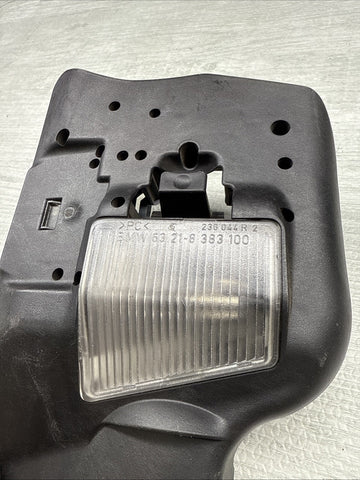 BMW E46 COUPE REAR RIGHT PASSENGER SIDE TAIL LIGHT BULB HOLDER OEM 257042R