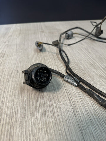 BMW 01-06 E46 M3 FRONT BUMPER FOG LIGHT WASHER PUMP TANK WIRES WIRING HARNESS