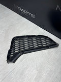 15-20 BMW F80 F82 F83 M3 M4 Front Bumper Right Passenger Grille Insert Trim OEM
