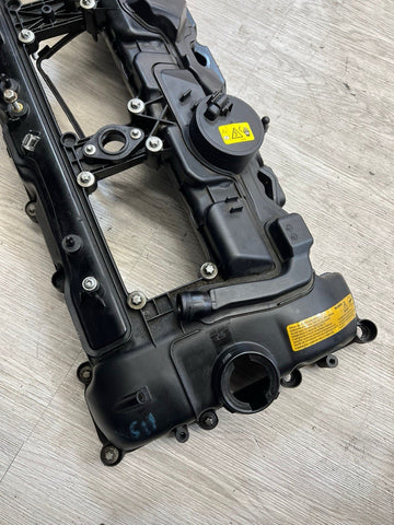 15-20 OEM BMW F80 F82 F83 F87 M2 M3 M4 S55 Engine Cylinder Head Valve Cover