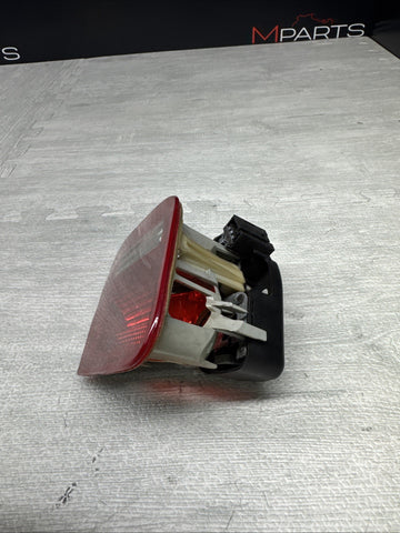 03-06 BMW E46 325 330 M3 Left Trunk Mounted Inner Tail light 6920705 Eagle Eye