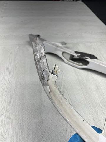 BMW E46 M3 01-06 FRONT HEADLIGHT TRIMS MOLDINGS PAIR ALPINE WHITE