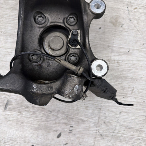 15-20 OEM BMW F80 F82 F83 M3 M4 Front Right Hub Spindle Knuckle Wheel Bearing