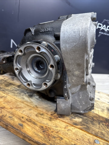 BMW 08-13 E90 E92 E93 M3 MANUAL REAR DIFFERENTIAL CARRIER LSD 3.85 2283005