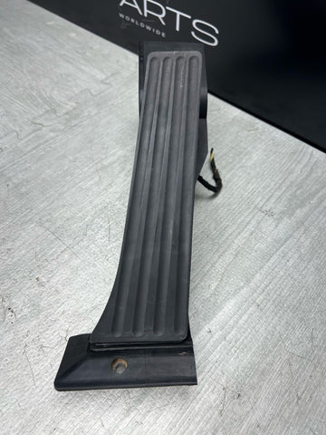BMW E90 E92 E60 E63 E64 E84 E89 Gas Pedal Accelerator Module Unit 6772646 OEM