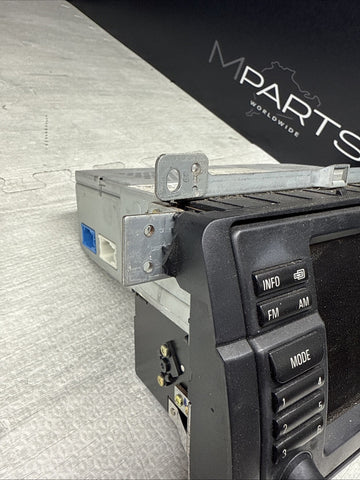 BMW OEM E46 325 328 330 M3 CD PLAYER WIDE SCREEN NAVIGATION RADIO MONITOR GPS