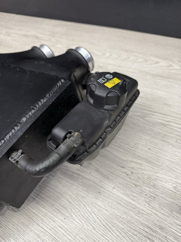 15-20 BMW F80 F82 F83 F87 M2 M3 M4 S55 CHARGE TOP MOUNT COOLER