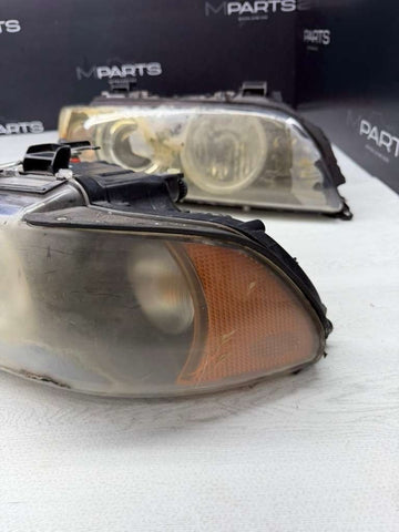 01-03 BMW E39 525 530 540 M5 Front Headlights OEM