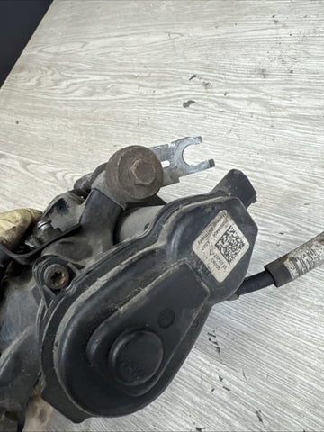 PORSCHE MACAN  15-18 REAR RIGHT PASSENGER SIDE BRAKE CALIPER OEM