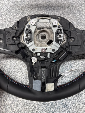 600 MILES OEM STEERING WHEEL BMW F90 F91 F92 M5 M8 F95 F96 X5M X6M 8094391