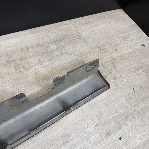 BMW E46 M3 01-06 RIGHT PASSENGER SIDE SKIRT ROCKER PANEL MOLDING TITAN SILVER